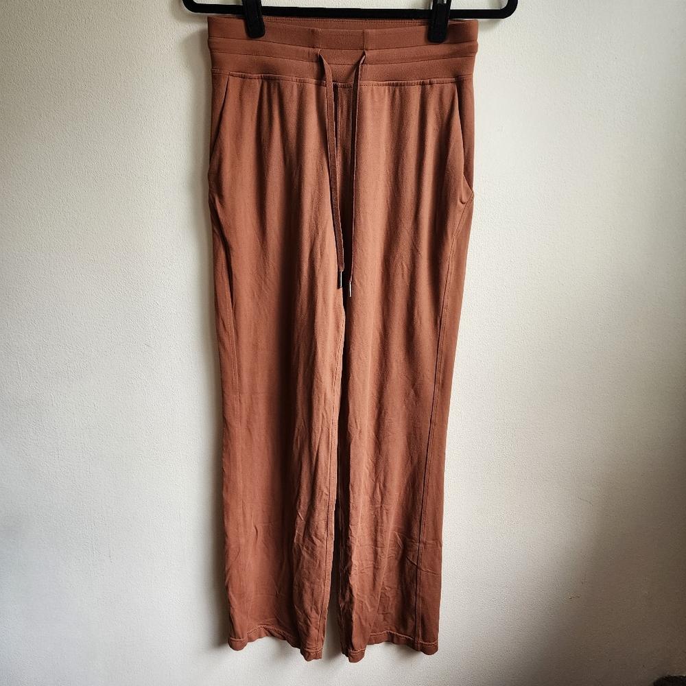 Lululemon Ready to Rulu Straight-Leg High-Rise Pant Size 6 *Hemmed